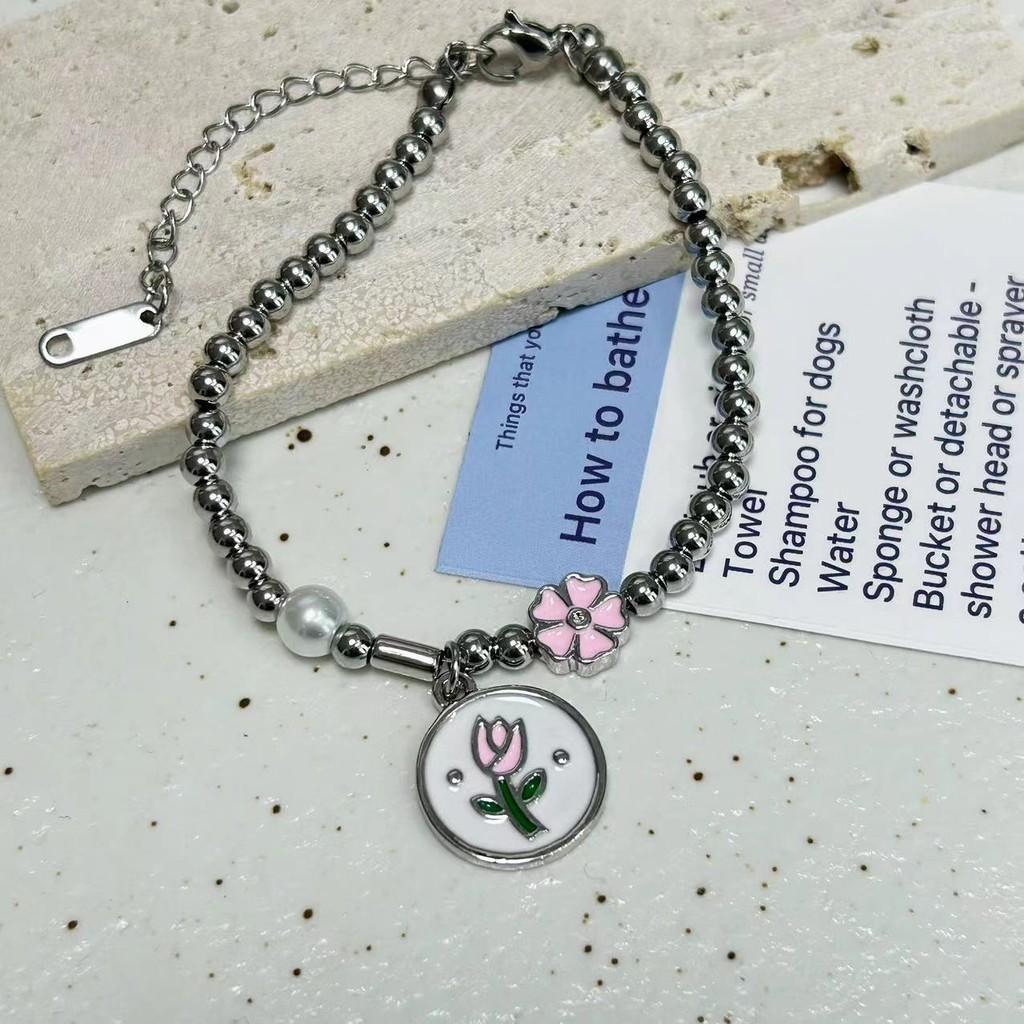 Alloy Stylish Heart Bracelet For Women Modern Highend Fashion Hand Ornament