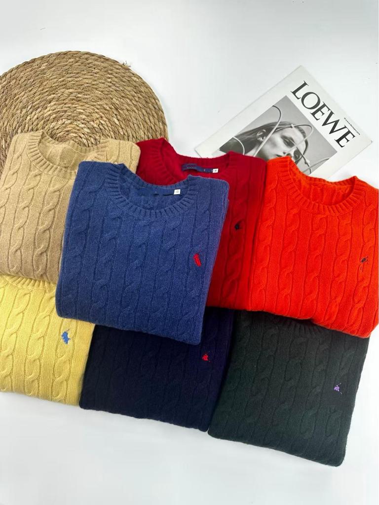 Pulover tricotat cu broderie Pony