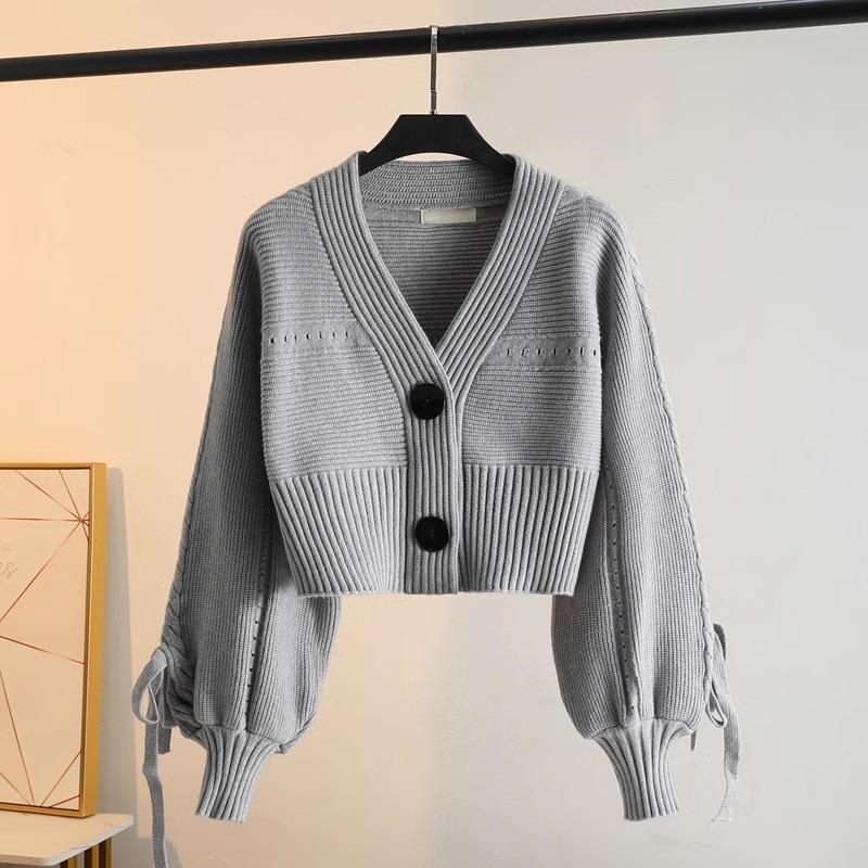 Autumn and winter new knitted cardigan sweater women's thick needle knitted pit strip loose short small top jacket women