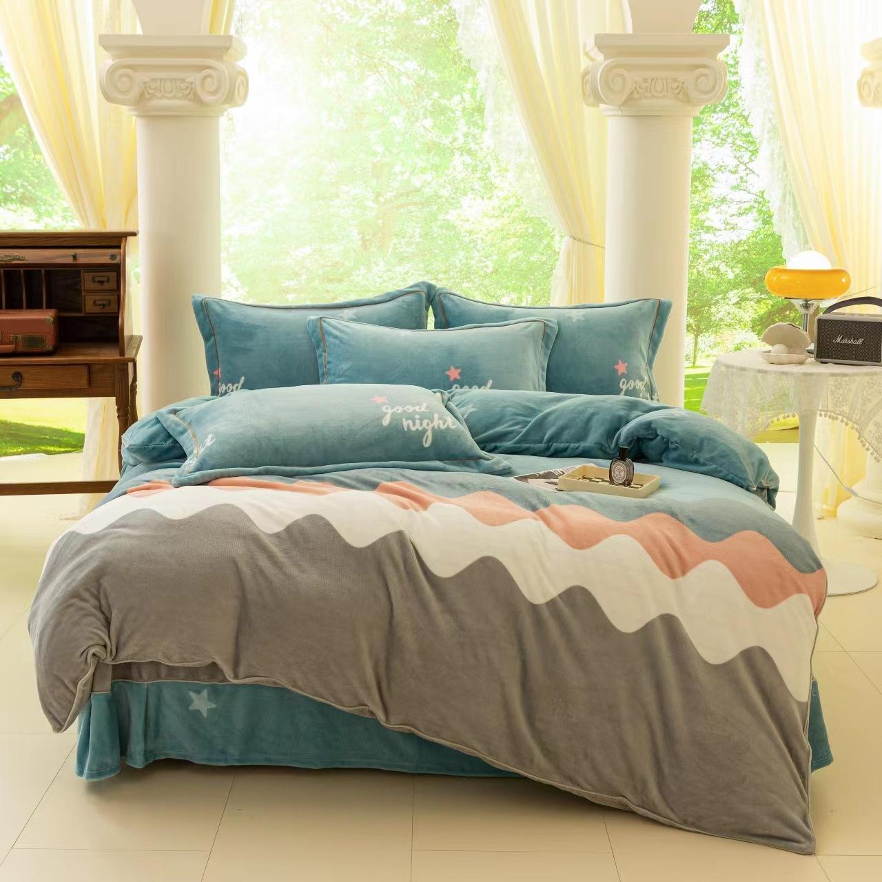 

Thickened Milk Fleece Anti-Static Bed Sheet Quilt Cover Crystal Milk Fleece Super Soft Skin-Friendly Bed Four-Piece Set 200 * 230 4pc