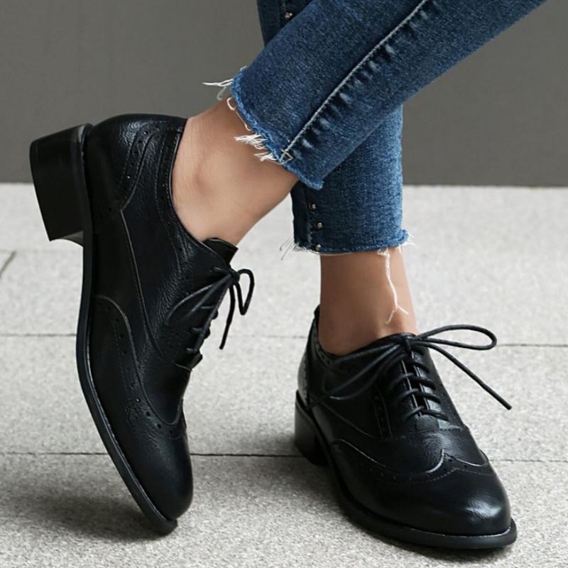Fashion Luxury Leisure Daily Oxfords Shoes 2025 New Round Toe Lace Up Large Female Low Heels Shoes Office Comfy Dress Up Women Shoes