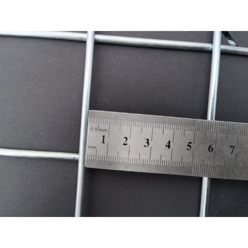 Cușci și garduri pentru animale din plasă de oțel galvanizat