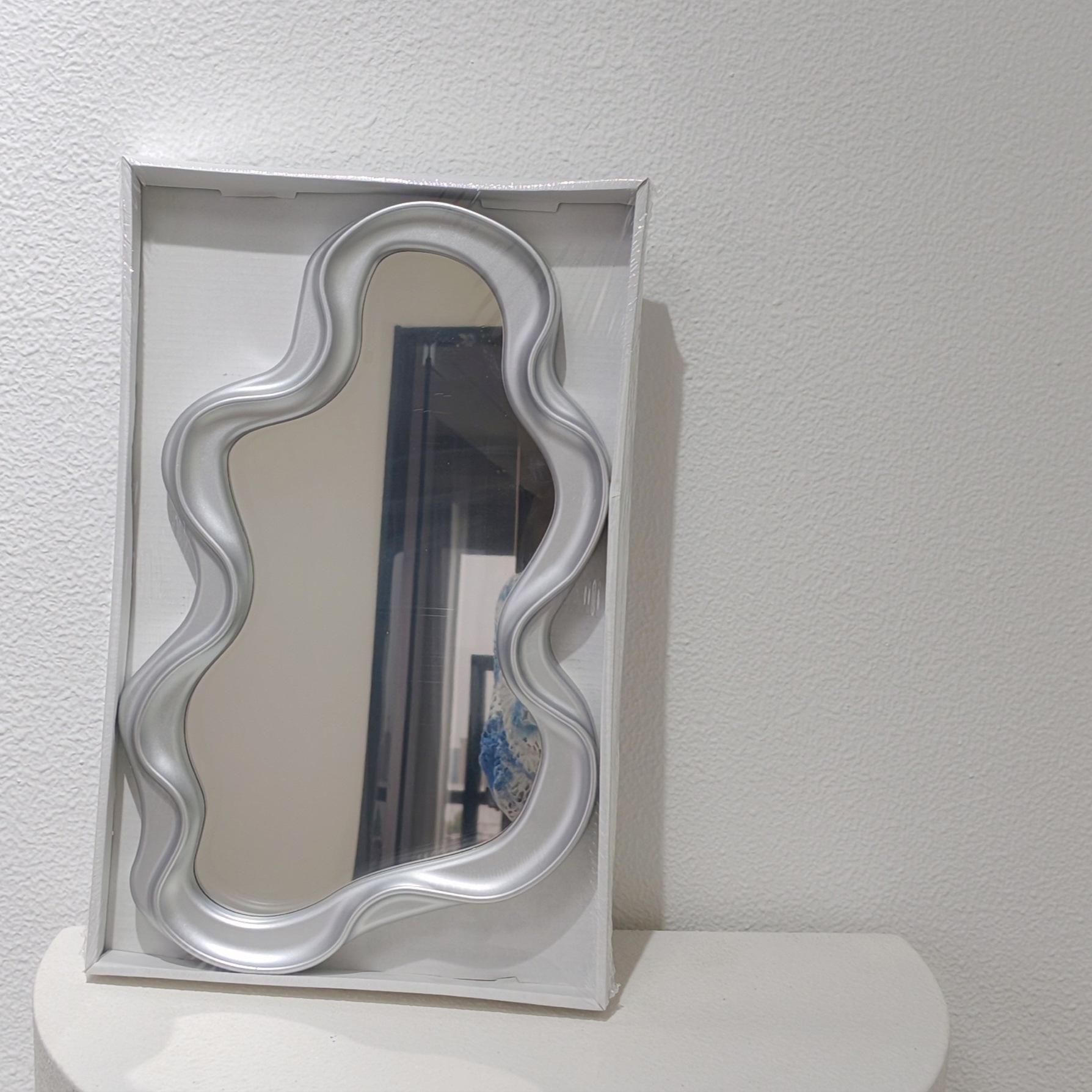 

Настенный поднос для зеркала в форме облака: Декоративное зеркало для макияжа во французском стиле, нестандартной формы 27x42x3cm with Inner Box