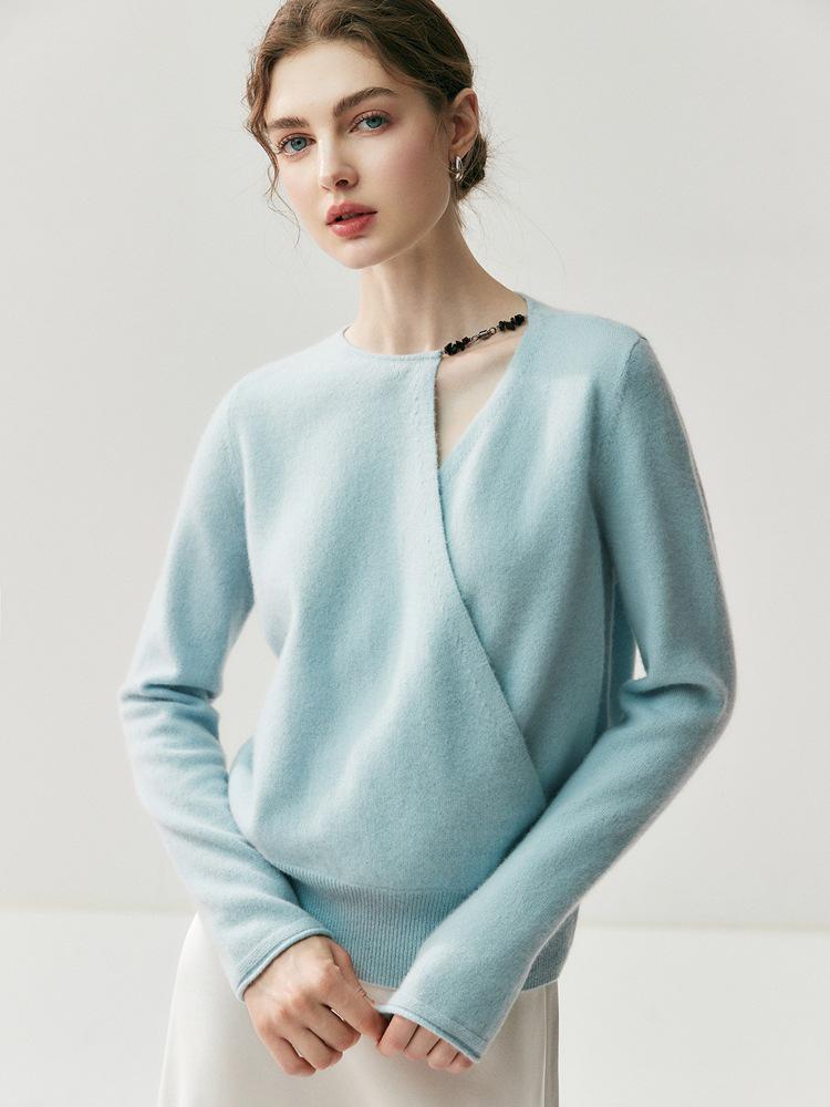 Women's Asymmetrical Cross-Collar Cashmere Sweater with Rolled Cuffs – Elegant Autumn/Winter Knitted Base Layer