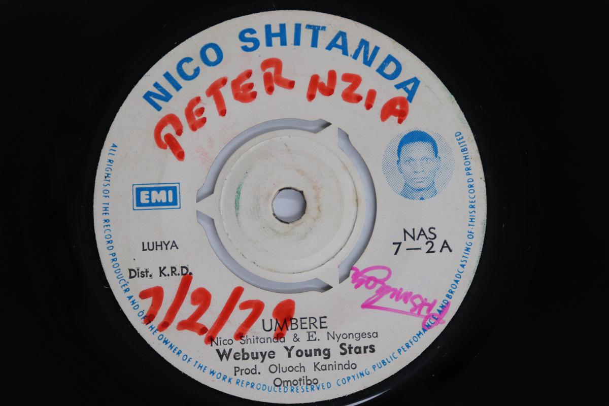 

7inch Record WEBUYE YOUNG STARS - Umbere / Luketero NAS72 NICO SHITANDA Kenya World Music Used