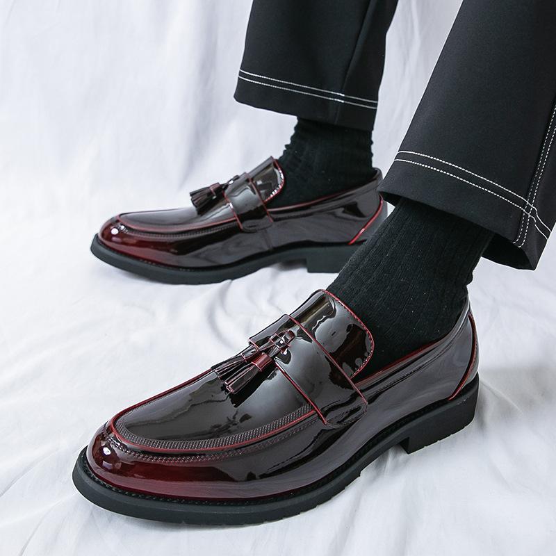 Fashion Men's Feet, Fringed Pointed Leather Shoes, Large Size Dress, Business Casual Shoes, Glossy Loafers, Men's Shoes