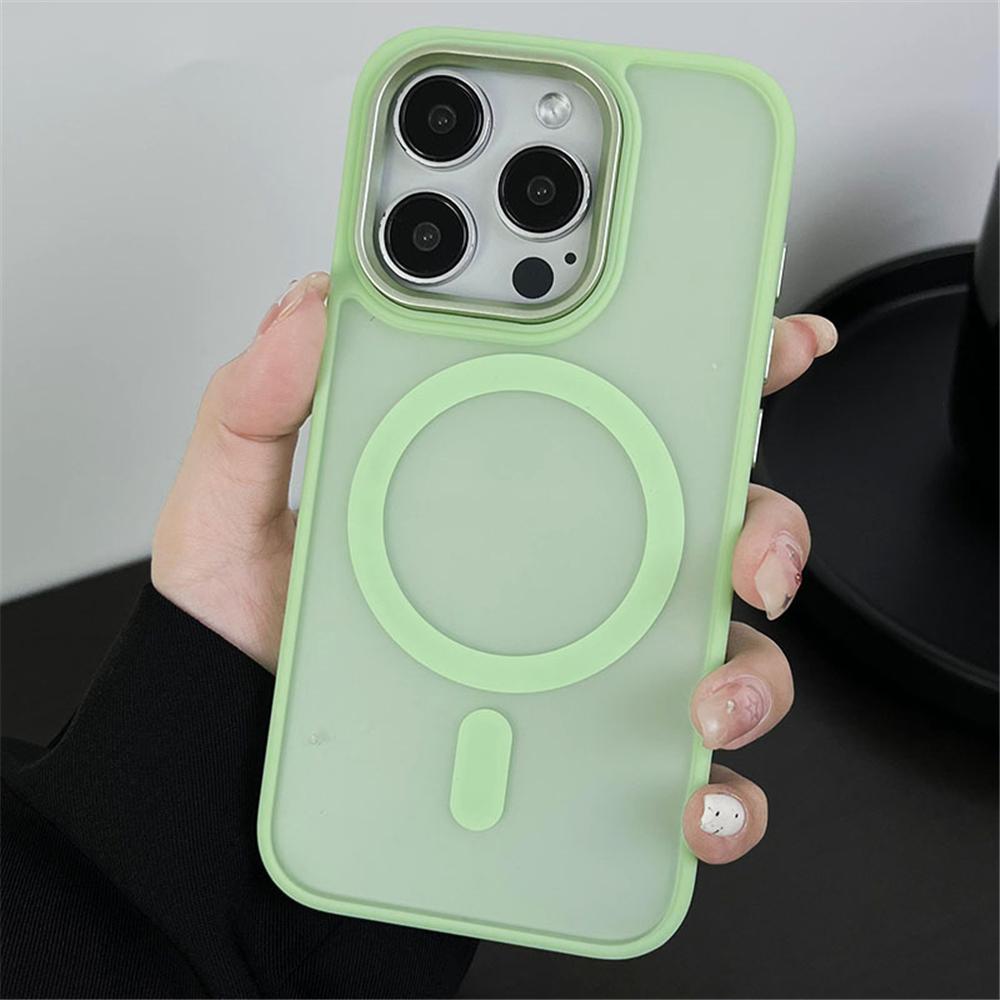 Matte Translucent For Magnetic Wireless Charge Case For For Iphone 17 16 11 12 13 14 1 Pro Max Hard Armor Shockproof Cover