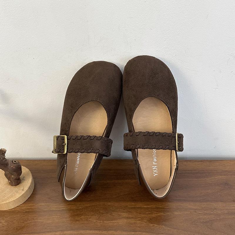 French flat-soled shallow-mouth single shoes women's 2025 new autumn comfortable retro Mary Jane shoes soft-soled leopard print beanie shoes