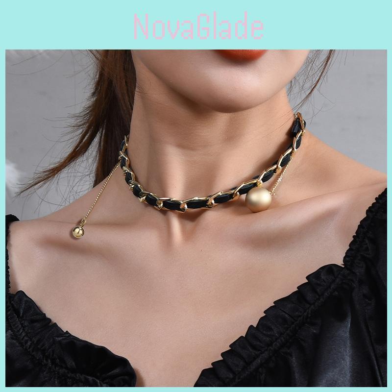 Elegant European Retro Black Handmade Woven Pearl Necklace For Women With Butterfly Bow Design