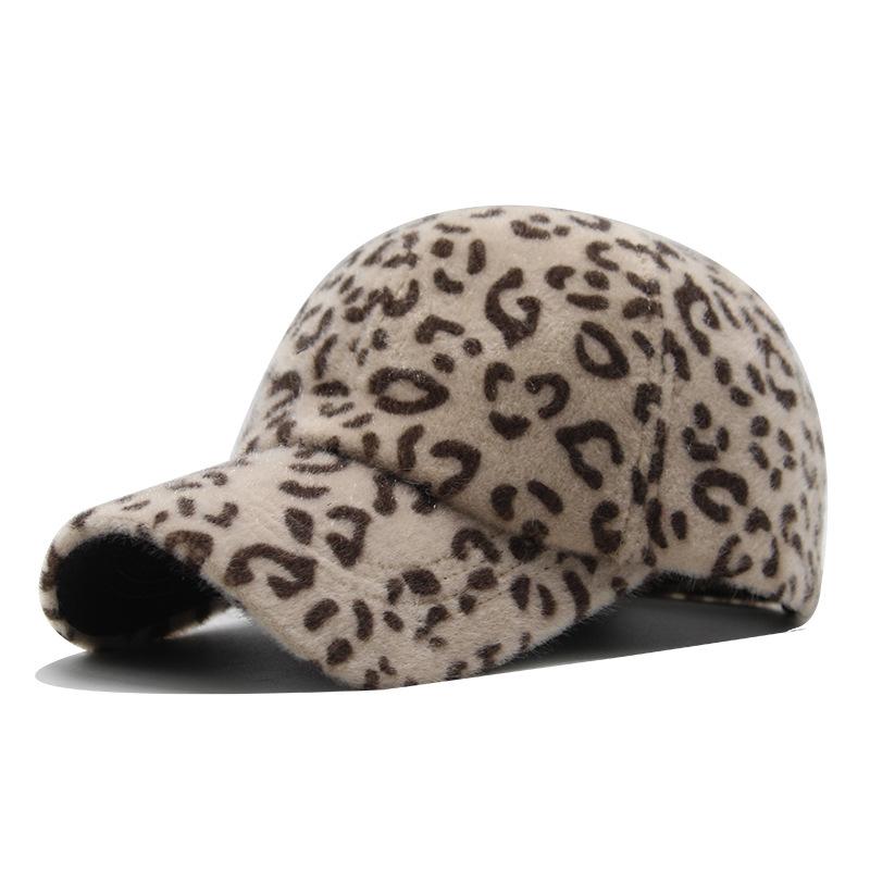 Hat Female Sexy Leopard Print Baseball Cap Retro Personalized Cap Versatile Thickened Warm Student Hat
