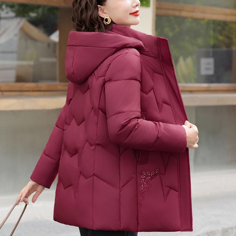 Plus Size Middle Age Women Winter Coats Hooded Elegant Thick Warm Embroidery Parkas Female Jackets