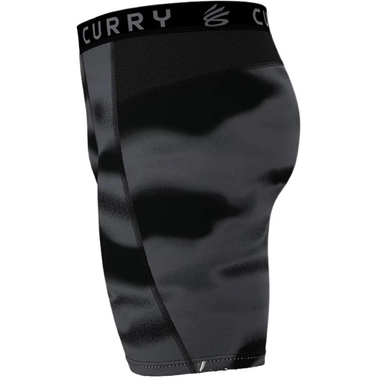 Under Armour Bedruckte Slim Fit Mid Rise Elastischer Bund Dreiviertel Sportshorts Herrenshorts Schwarz 1379829-003