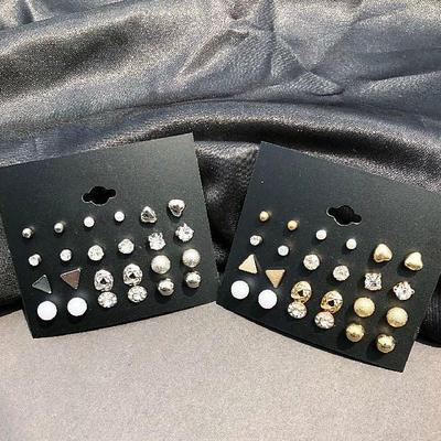 Schmuckset im koreanischen Stil: 12 Paar Ohrstecker mit Imitationszirkon und herzförmigen Diamanten