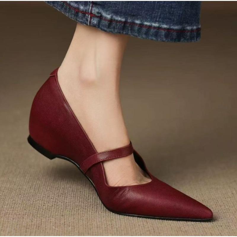 

Fashion New Fashion Women s Coarse Heel Shoes Spring Square Head Shallow Mouth Suede Metal Buckle Anti-slip Wear-resistant Low-top Shoes 35