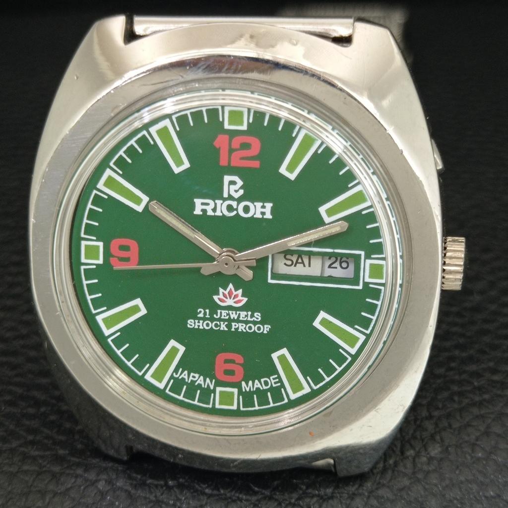 JAPAN VINTAGE RICOH R31 AUTOMATIC MENS GREEN COLOR DIAL WATCH a707742-1
