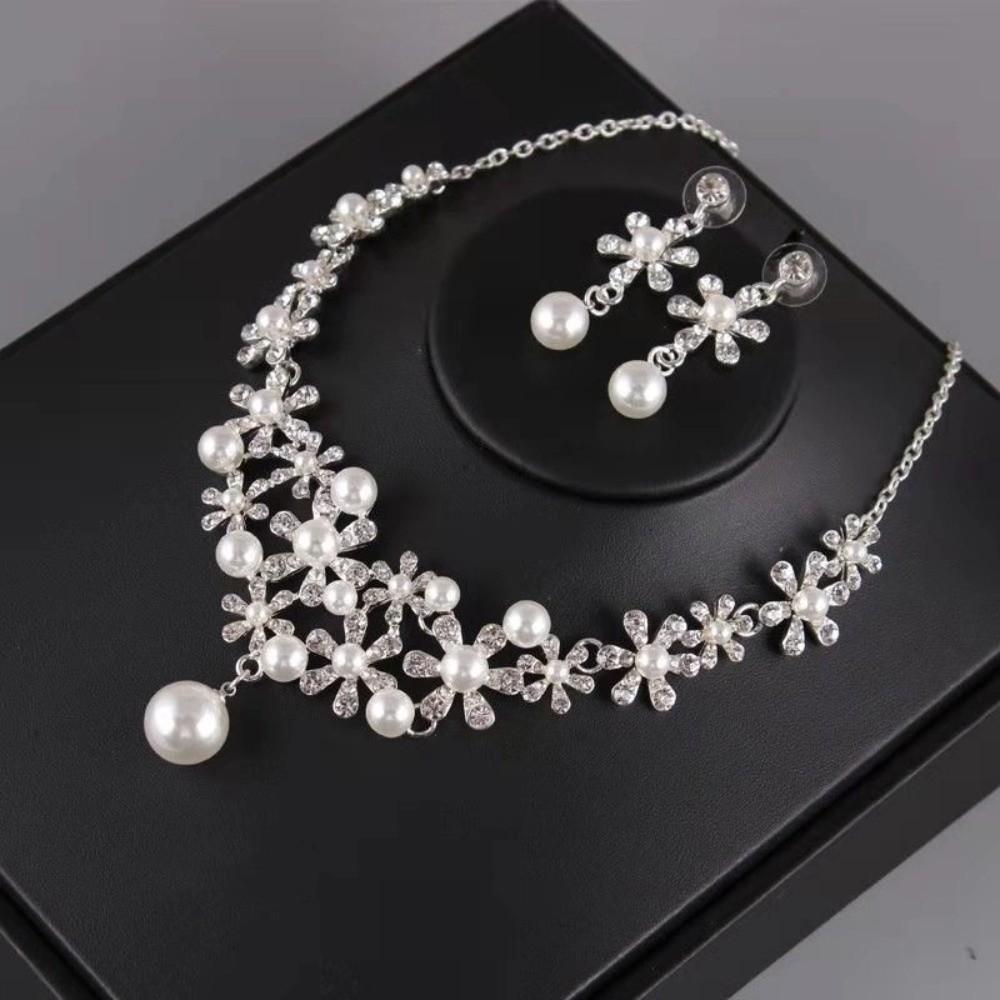 Elegant Pearl Necklace Ears Sparkling Earrings Set Flower Necklace Bridal Wedding