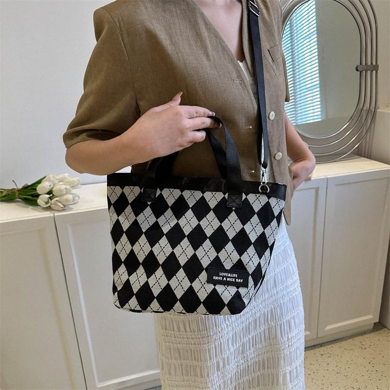 Stylish Large Capacity Plaid Canvas Handbag 2023 Trendy Urban Simple Shoulder Bag For Women