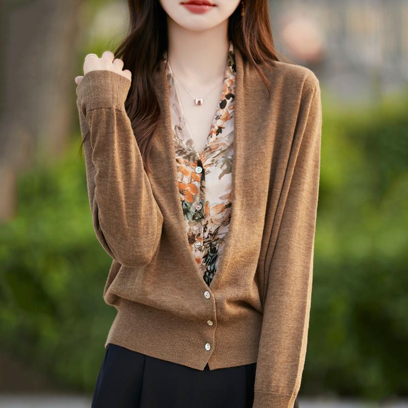 

Erdos Женский кашемировый кардиган с длинным рукавом - Осенний тонкий шерстяной трикотажный свитер из двух частей 2024 года XL (125-150 jin)