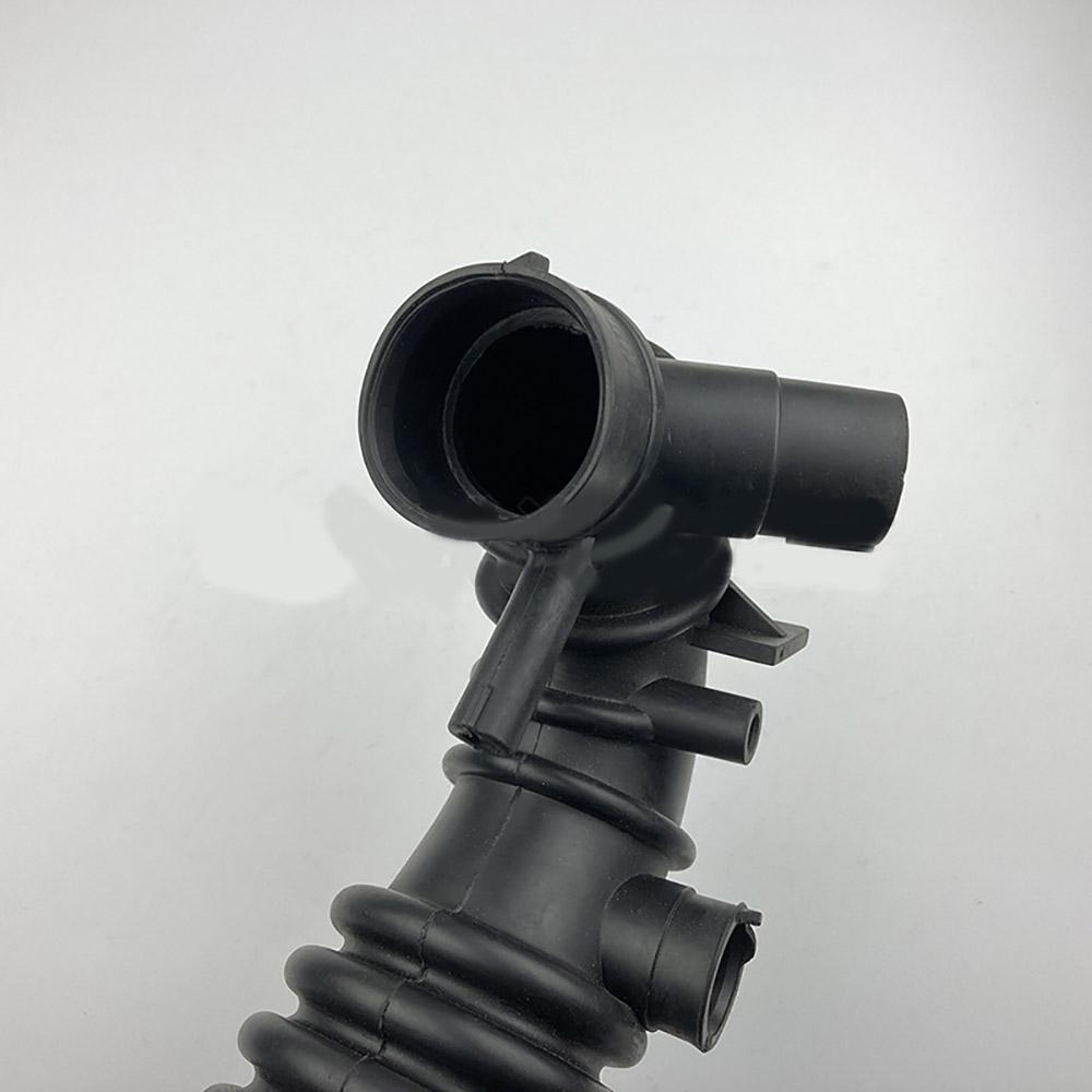 Luft Gummi Ansaugschlauch 058133356L Für Vw Passat A4