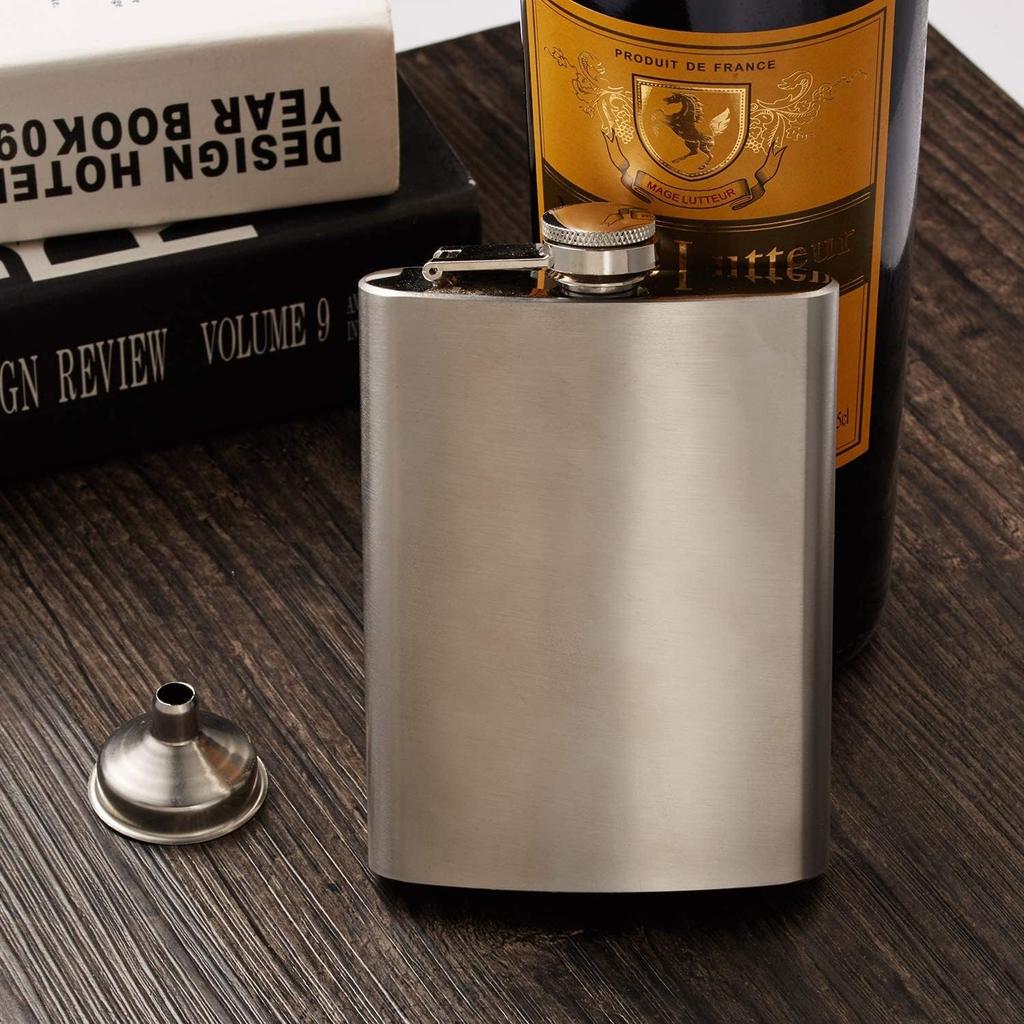 Flasks for Liquor for Men Stainless Quality Hip Flask 8oz Pocket Engraved Wine Drink Pot Alcohol Flagon Metal 220ml Whiskey Flask (8oz, Silver)
