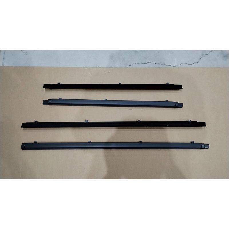 Toyota Hilux 1989-1997 Four-Door Window Trim Weatherstrip Rubber Deflector