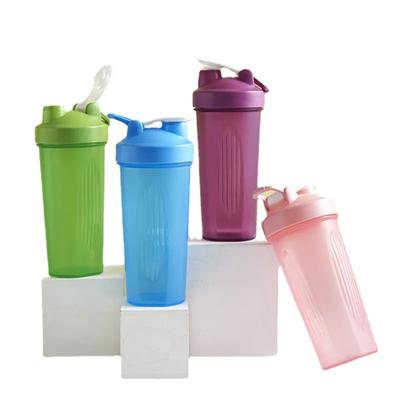 Bottiglia Shaker Portatile per Polvere Proteica da 600 ml a Prova di Perdita Bottiglia d'Acqua per Allenamento Fitness in Palestra Sport Shaker Bicchiere Miscelatore con Scala