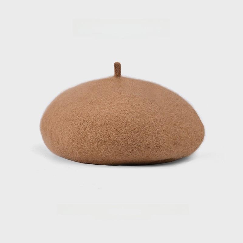 Plush Retro Fashionable Beret With Solid Color Design For Daily Cold Seasons