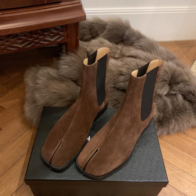 ! Shoes British leather pig's trotters split-toed thick heel Chelsea short boots women's Martin boots