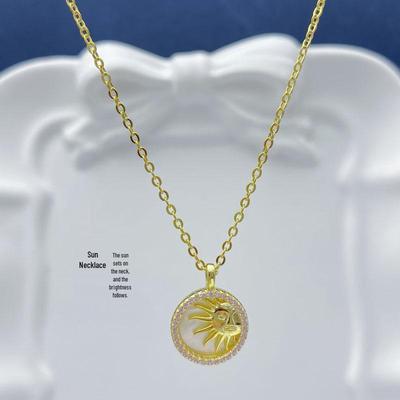 Exquisite S925 Sterling Silber Sonnenhalskette mit vergoldeter Süßwasserperlmutt