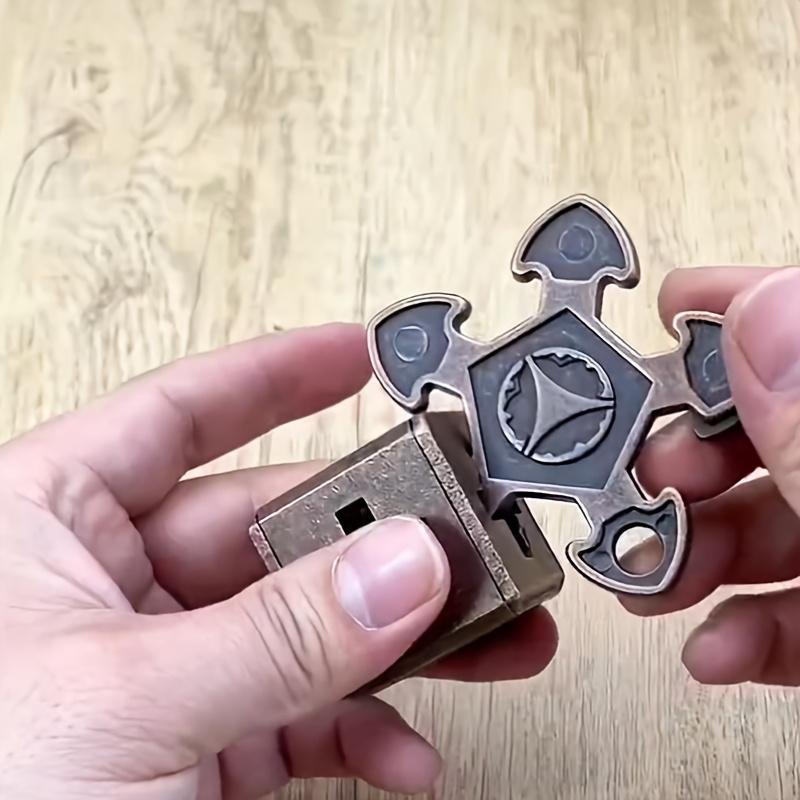 Complex Metal Puzzle Brain Teaser Intricate Gear Star Mechanism Challenge Durable Party Game for Holidays Birthdays Portable Unique Party Favor