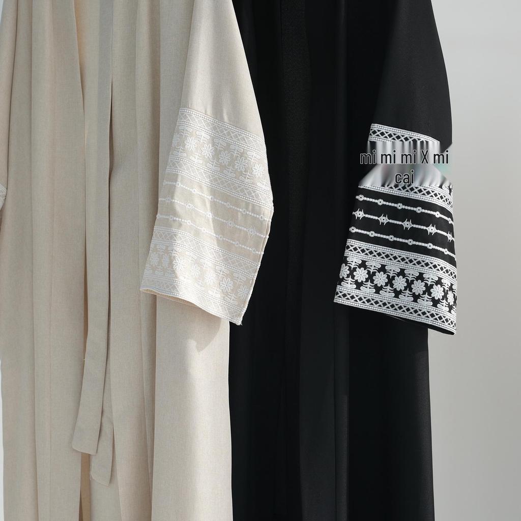 Loriya2024 Middle East Elegant Embroidered Cardigan Robe LR701