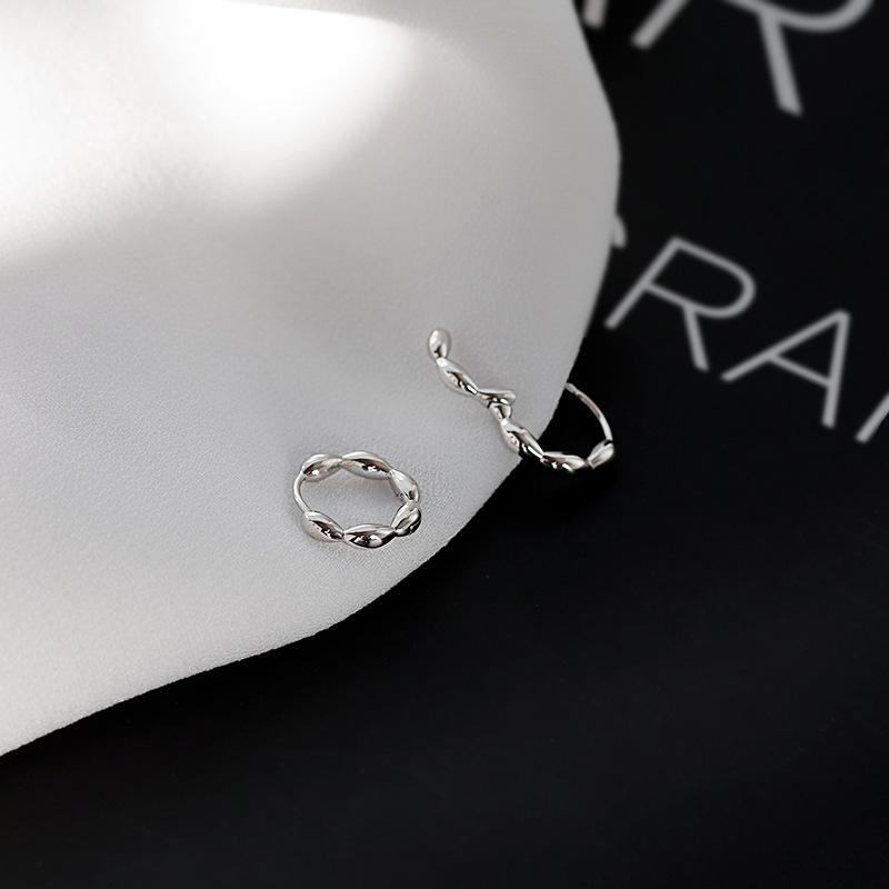 Rice Grain Ear Buckle Earrings Ins Cold Wind Niche Design Sense Simple Temperament Plain Ring Earrings