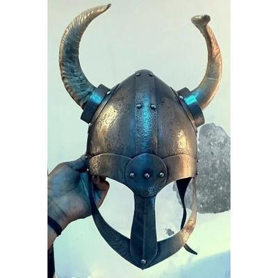 18 Gauge Stalowy Średniowieczny Rycerz Fantasy Rogaty Hełm Wikinga Halloween Kostium