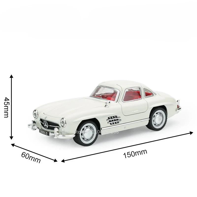1:32 Scale 300SL GT63 Car Model Toy Doors Opened Sound Light Pull Back Diecast Metal Vehicles Models Collection Kid Gifts