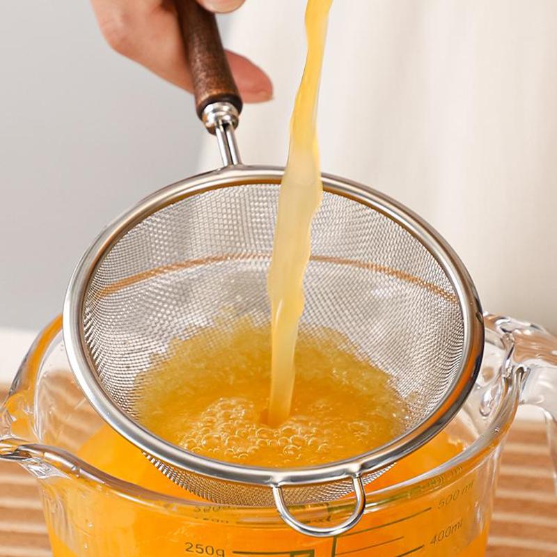 Wooden Handle Stainless Steel Small Colander Fine Mesh Oil Strainer Multi-Function Filter Mesh Flour Sifter Kitchen Baking Tools