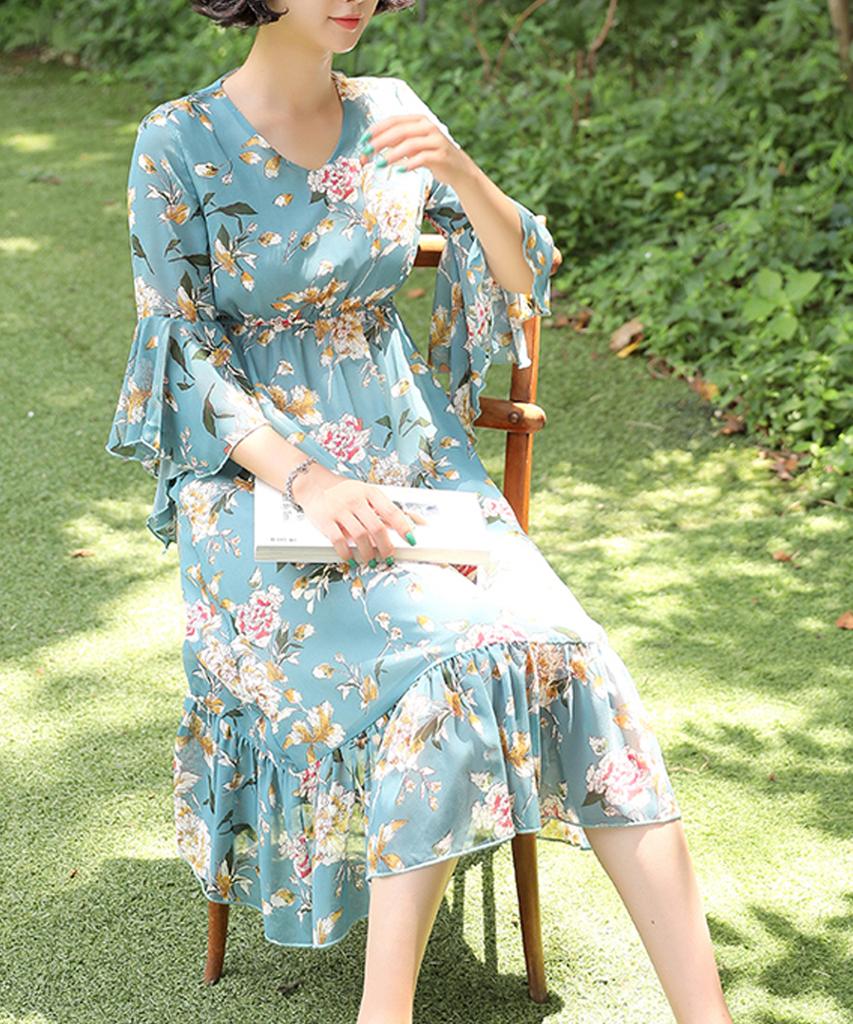 Ppaeppae Winged Sleeve V-Neck Elastic Waist Floral Dress