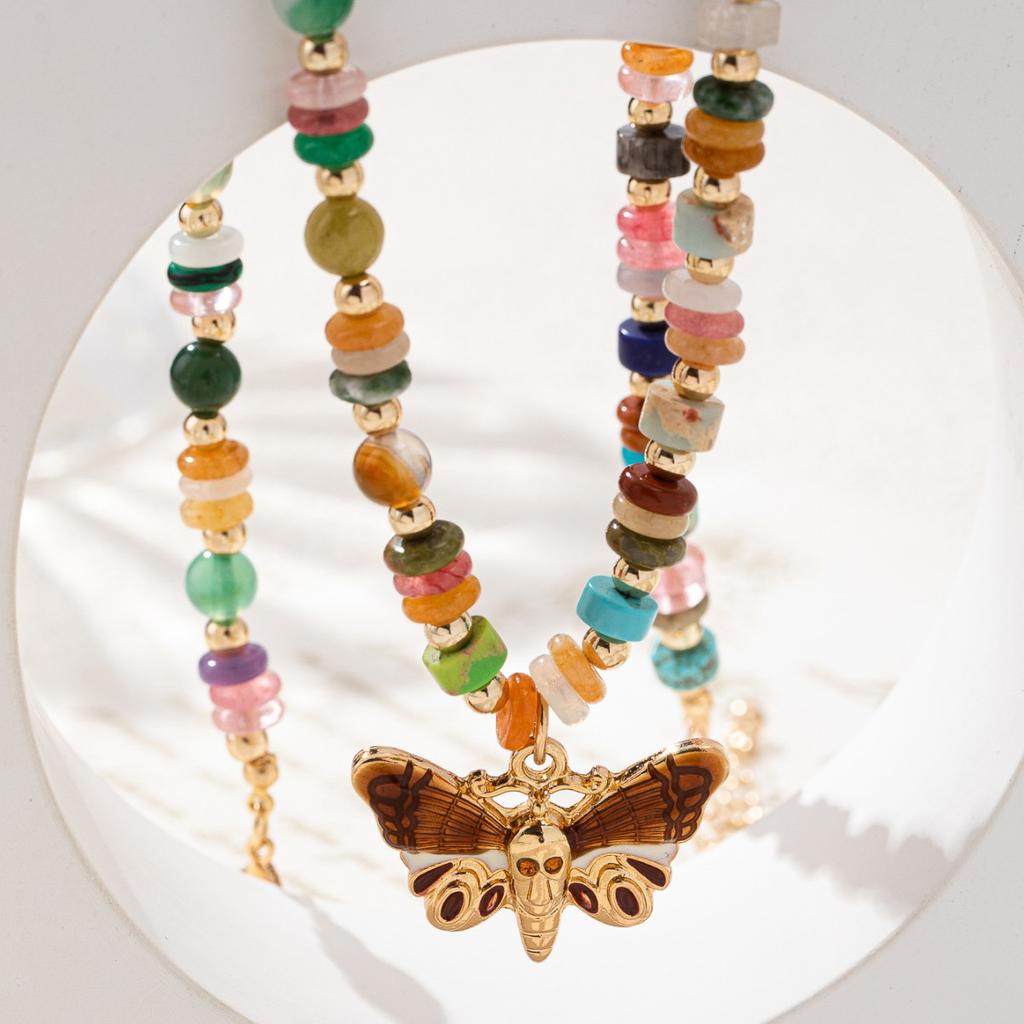New self-developed new handmade colored stone hanging butterfly pendant necklace light luxury
