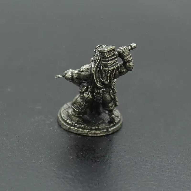 Vintage White Brass Miniature Dwarf Warrior Statue Desktop Board Game Warrior Model Toy Boys Desk Decorative Ornament Craft Gift