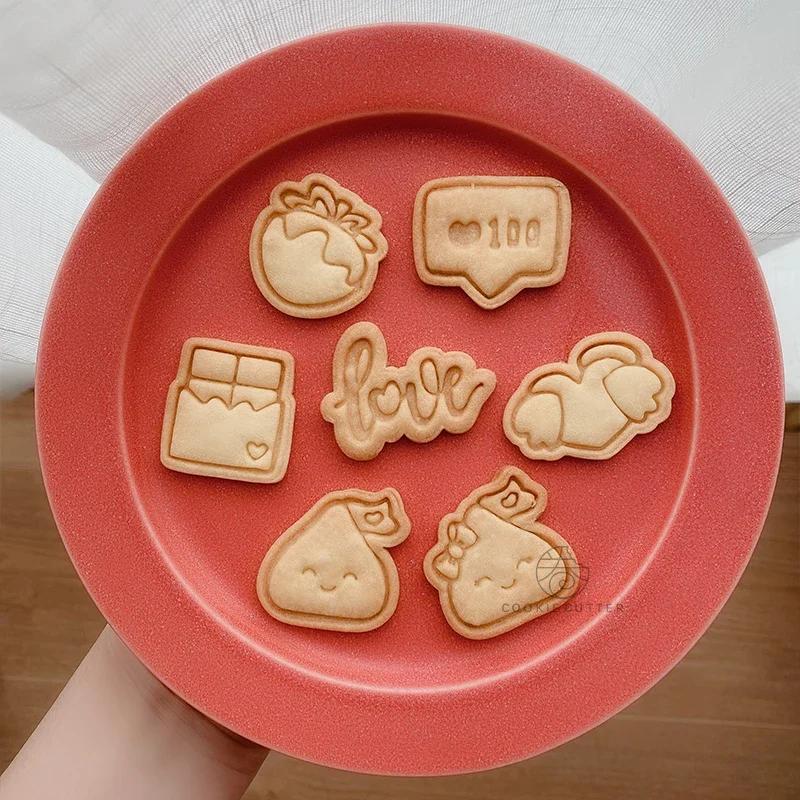 Valentine's Day Cookie Cutters Mini Cartoon Biscuit Mold Rose Flower Heart-shaped Cookie Stamps Household Pressable Baking Mold
