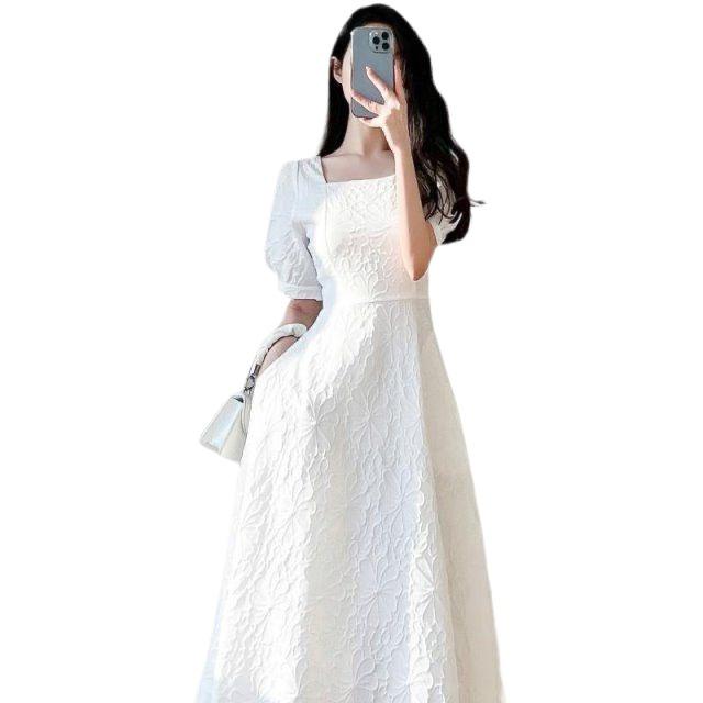 White French Summer 2026 Retro Puff Sleeve Square Neck Dress with Cinched Waist