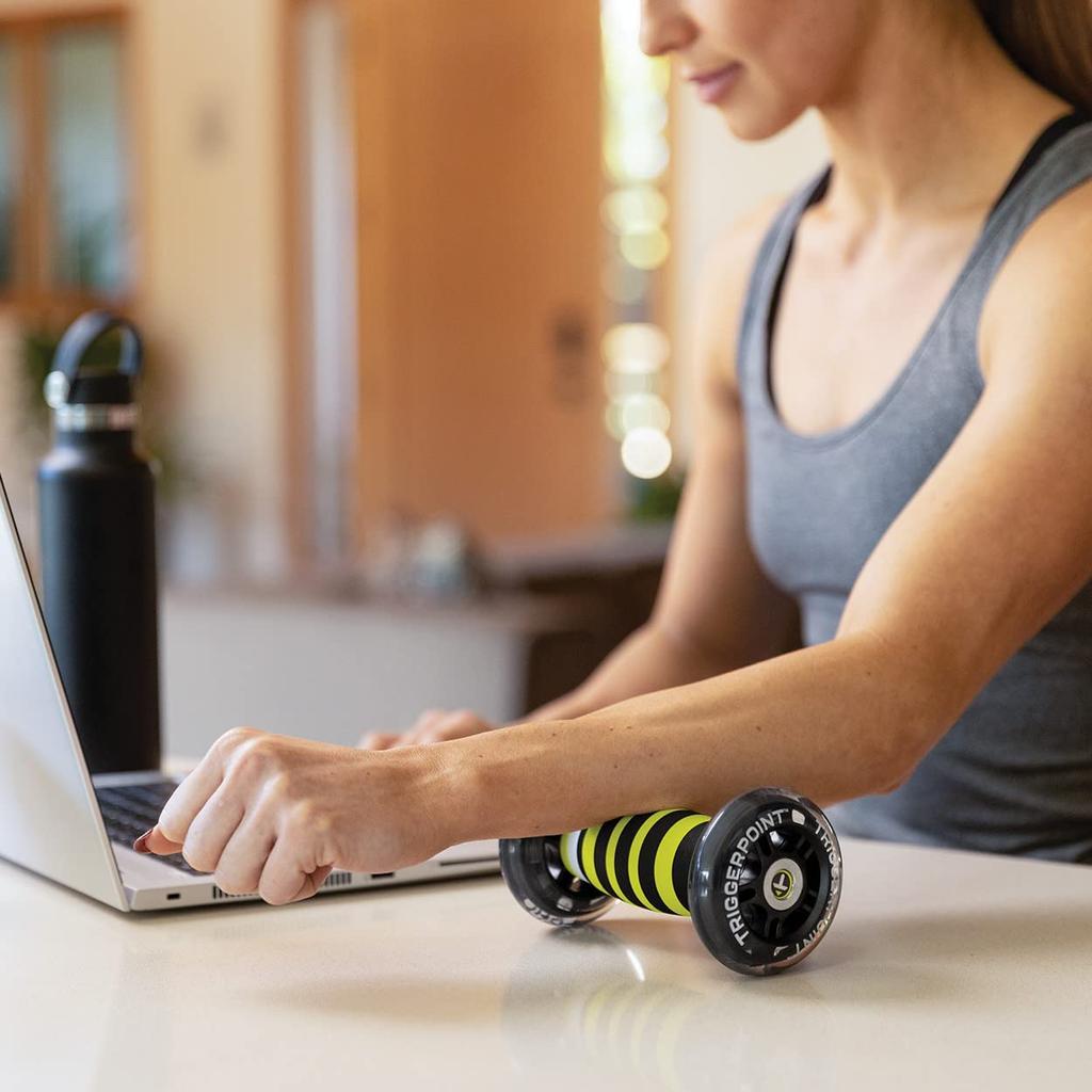 Japanese TRIGGERPOINT Nano LTE Multi Roller 22105 [Genuine Product] Black/Lime