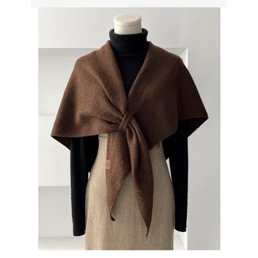 Triangle Scarf Scarf Solid Color Shawl Cape Autumn and Winter Women's High-end Shawl Blanket Warm Small Cape Cape