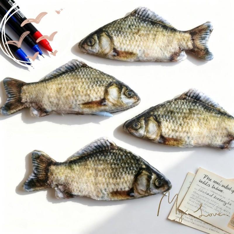 Astuccio Peluche Pesce Finto di Grande Capacità per Bambini e Studenti