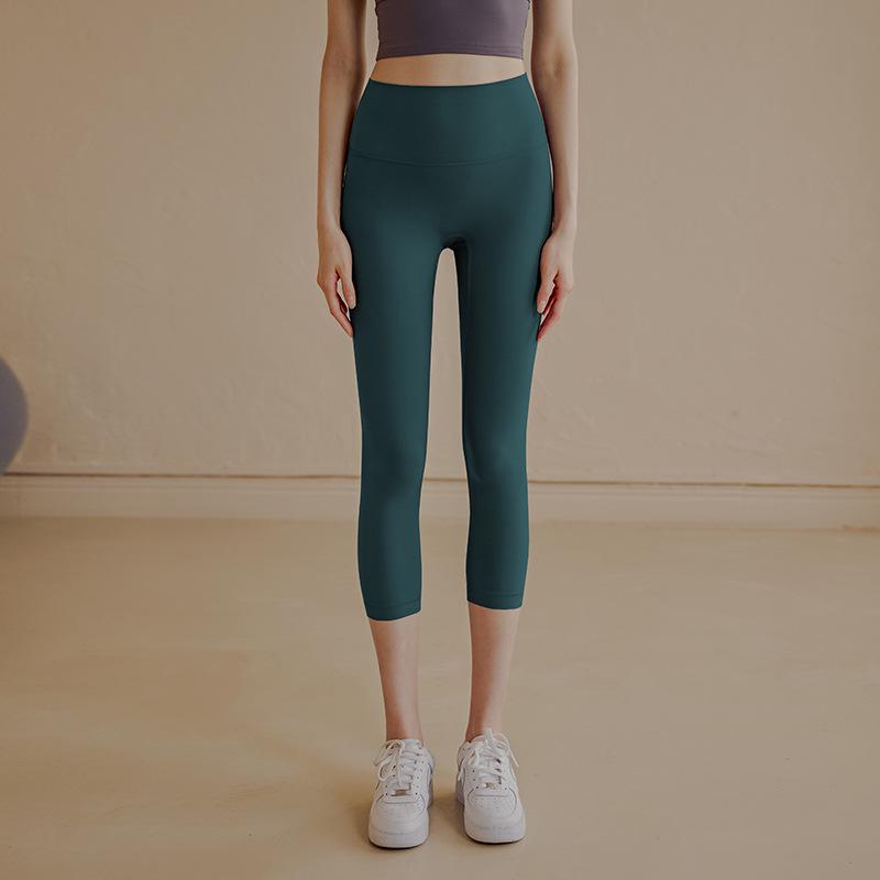 

No Embarrassment Women s High Waist Yoga Capri Pants - Hip Lifting Fitness Leggings for Running and Training M