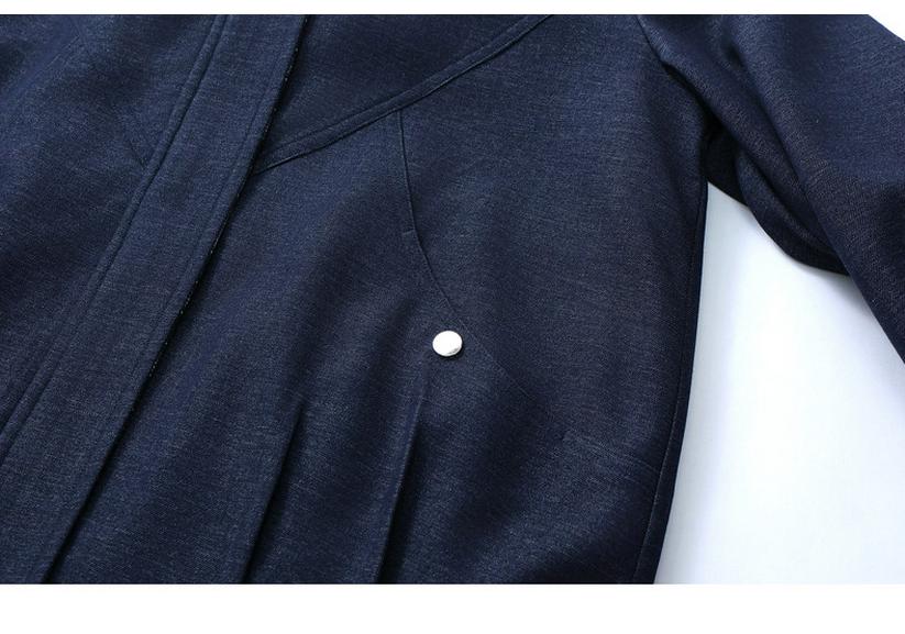 Stylish Plaid Hooded Jacket for Middle-Aged Women - Age-Reducing Spring Fashion