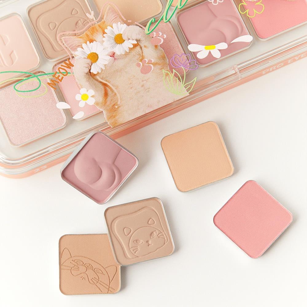 Clio Pro Eye Palette Air 12 Colori Palette Ombretti con Pennello Esclusivo 0,6 g x 12