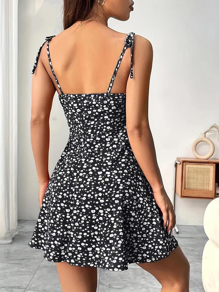 Spring A-Line Waist-Hugging Short Skirt 2025: European & American Casual Slimming Dress