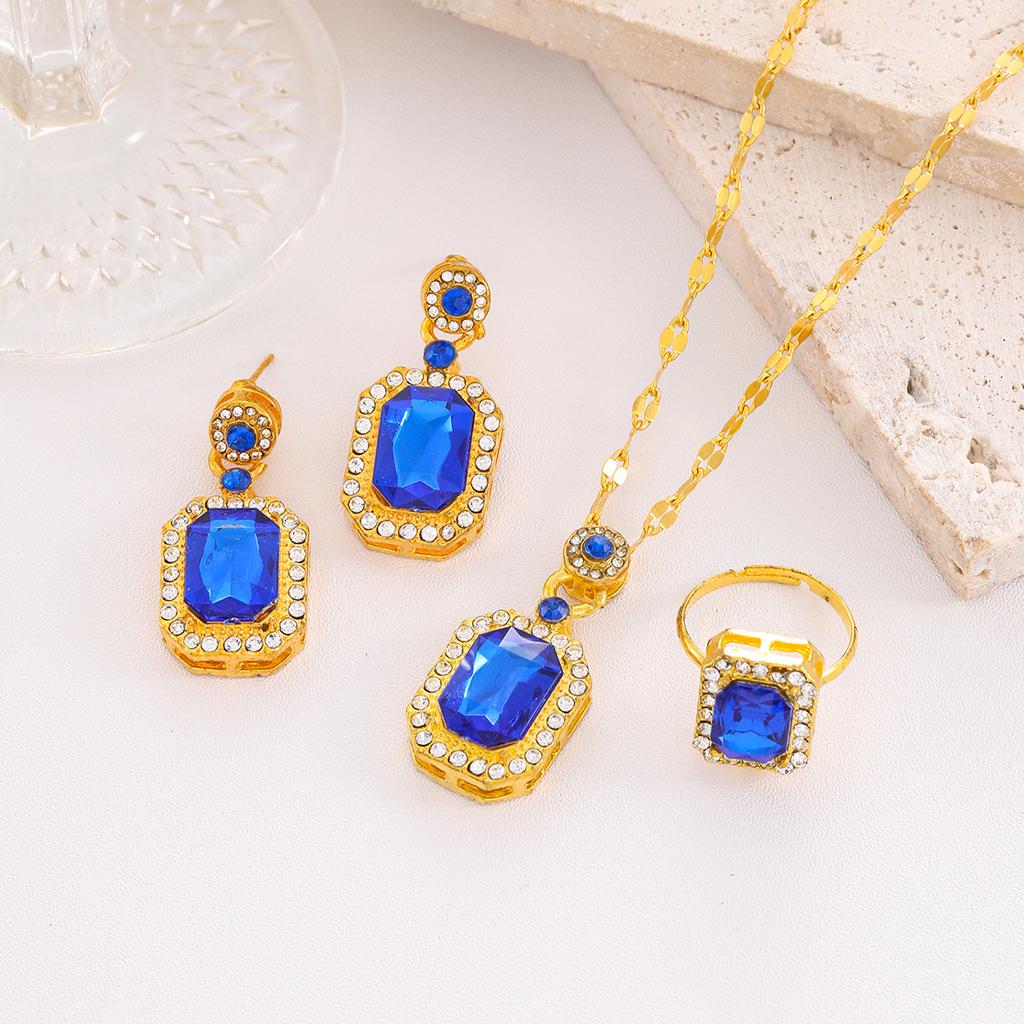 4PCS Sets Exquisite Quadrate Rhinestone Necklace Earrings Ring Zircon Set Charm Ladies Zircon Fashion Bridal Gifts for Women