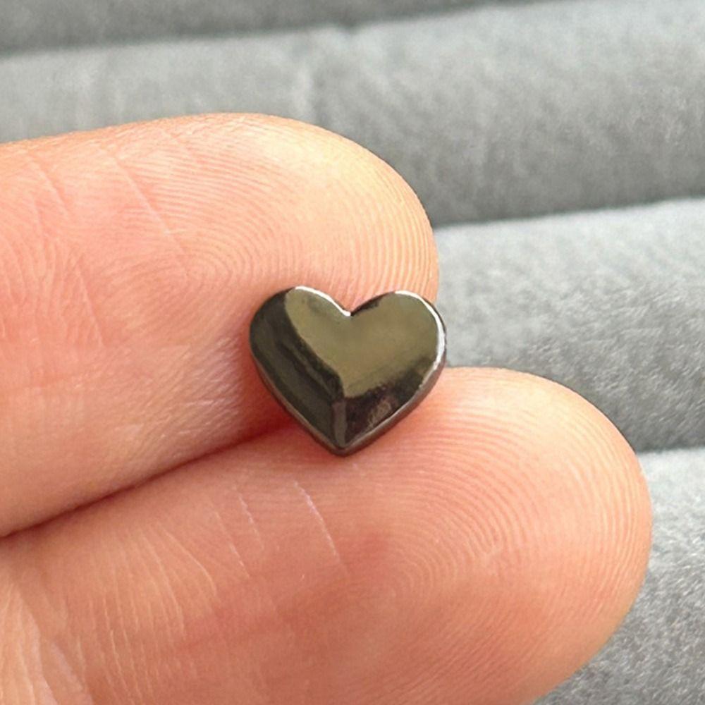 40pcs New 8mm Doll Heart Buttons DIY Handmade Ultra-small Doll Buckles Mini Doll Shoes Buckles 1/6 Doll Clothes Accessories