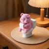 Lichtbeständige 3D-Druck niedliche Schweinefigur auf der Toilette, Lustige Badezimmer-Schreibtisch-Dekoration mit papier Stoßfeste Statue Rolle, Humorvolle Skulptur für